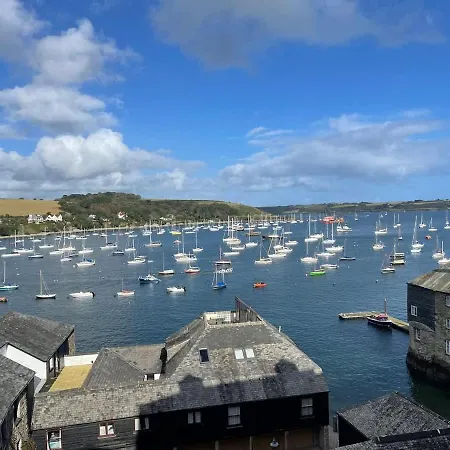 Holiday home The Old Captains Lookout Falmouth